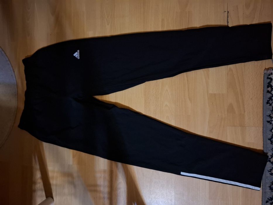 Pantaloni alergare adidas aeroready