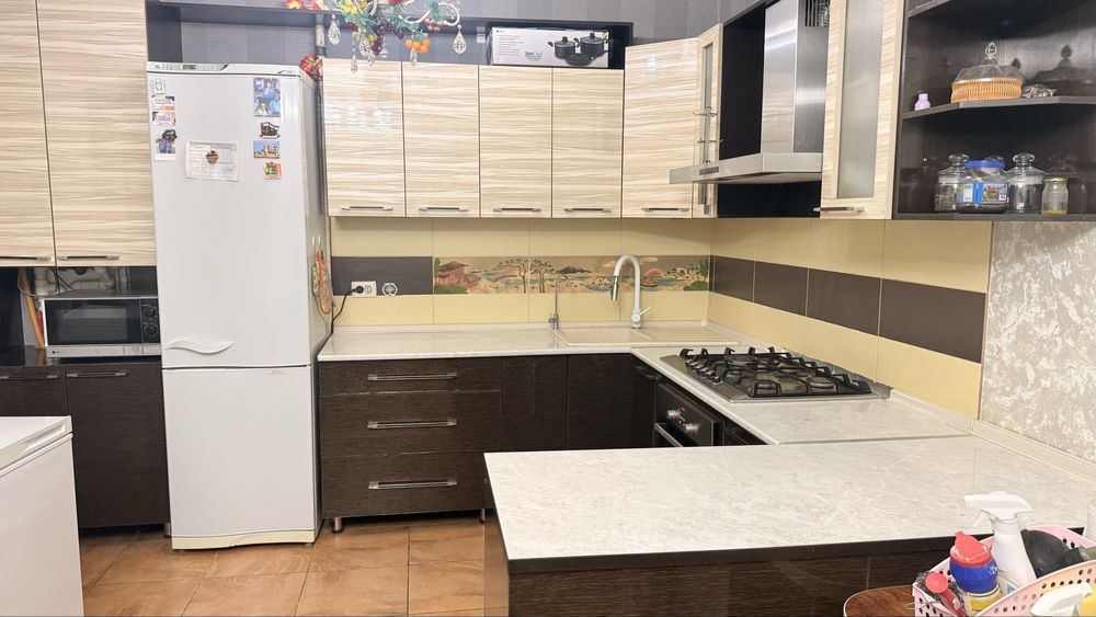 Кухонный гарнитур