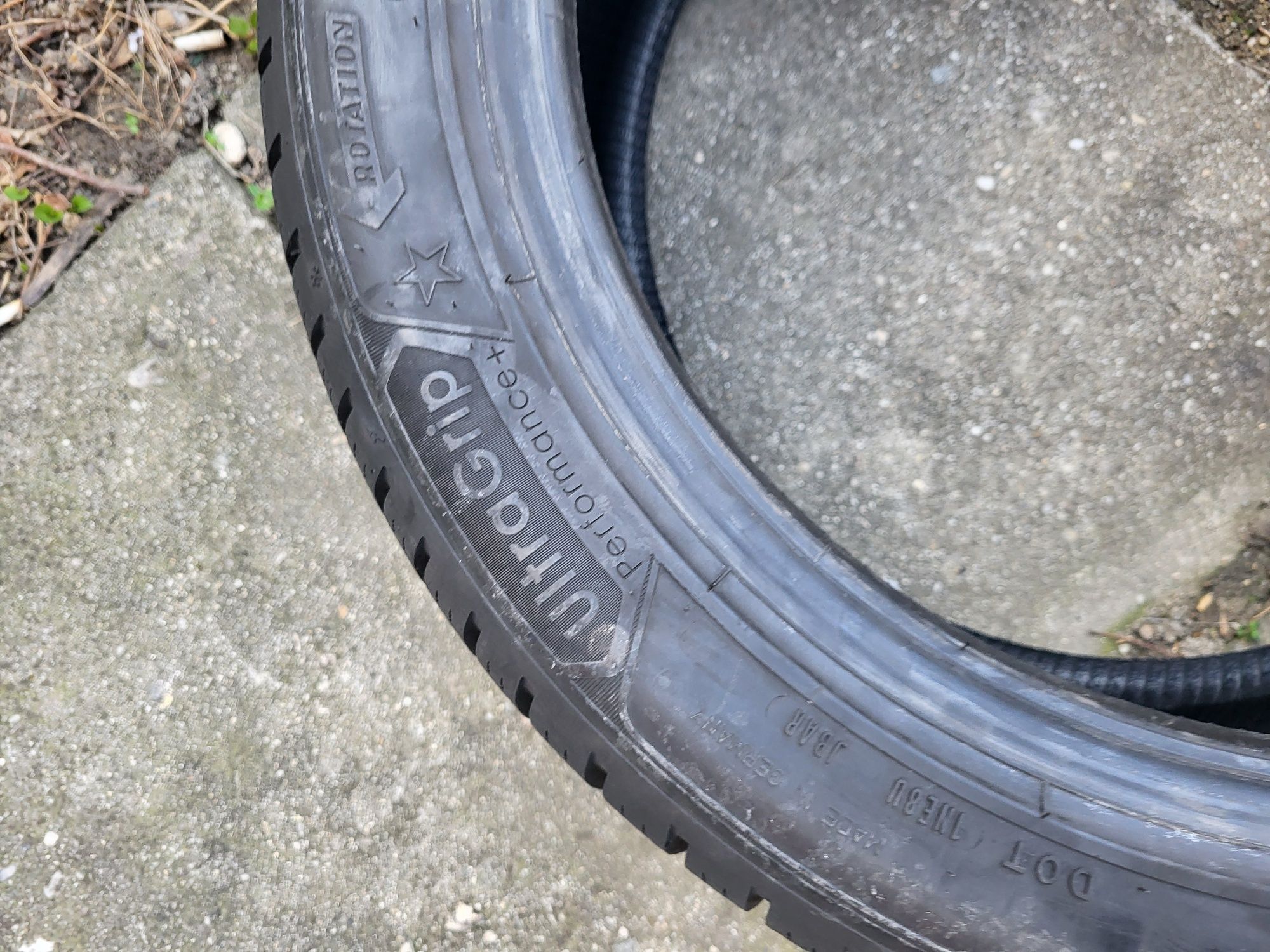 Зимни гуми Goodyear Ultragrip 245/45/18