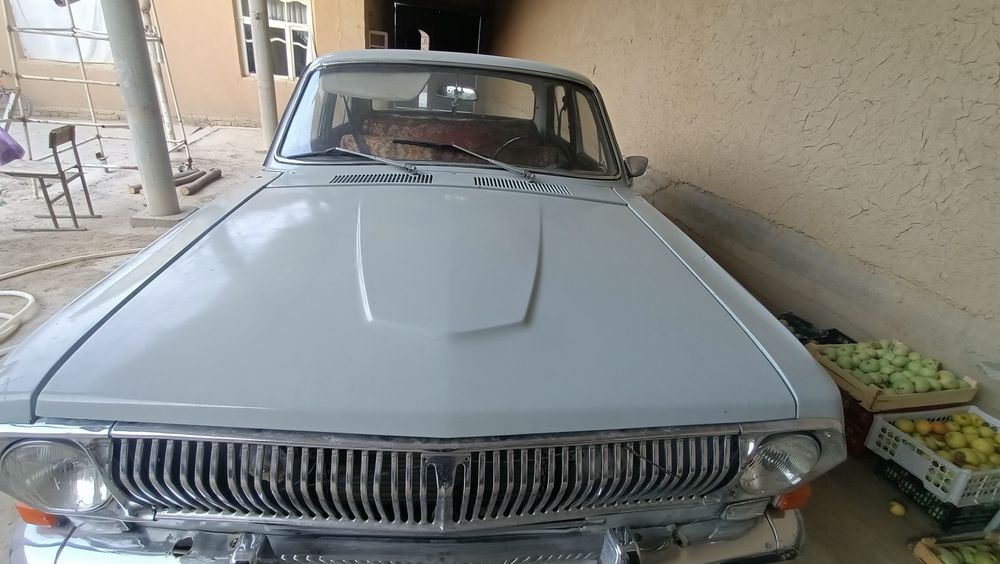 Gaz 024 sotiladi 1978 yil xolati yaxshi ishi yo'q tayyor qolgani telda