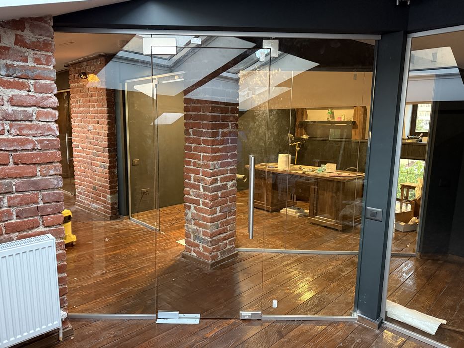 Cabine de dus, balustrada sticla