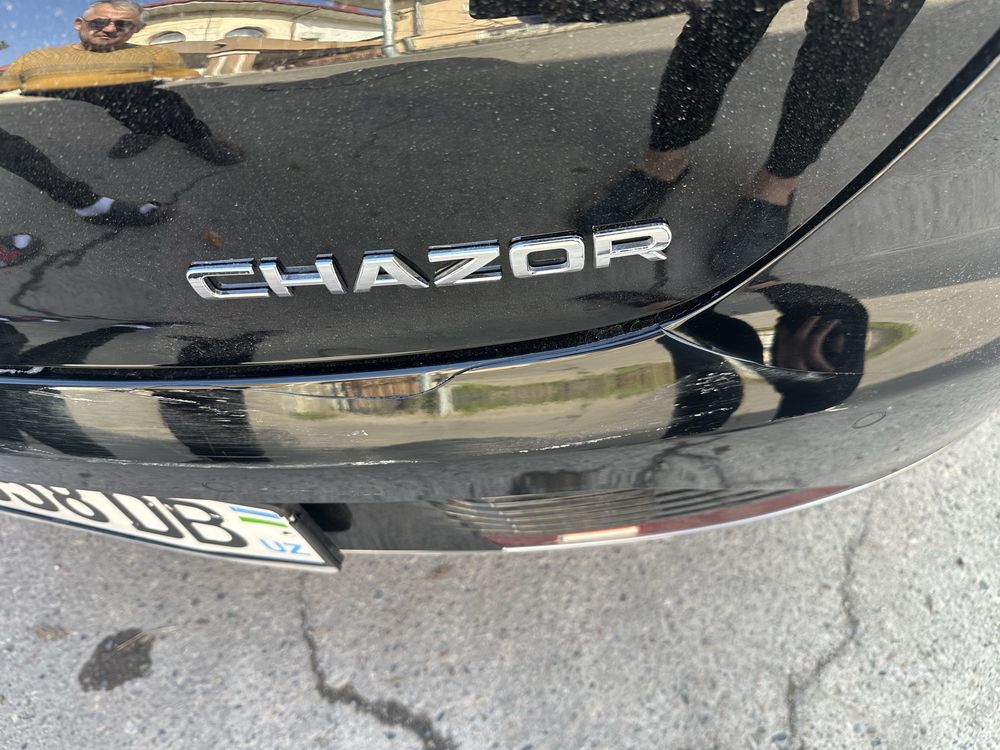 Срочна продам бамфер byd chazor
