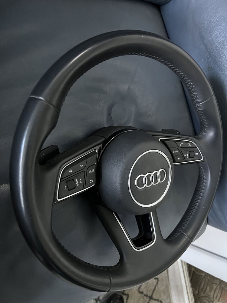Volan Audi A4 A5 2018 Cu Padele Impecabil fara airbag