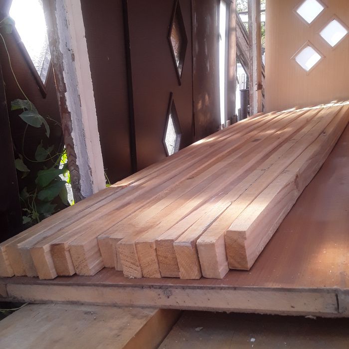 9шт брус 40х45х2000 и 10шт рейки 25х30х3000