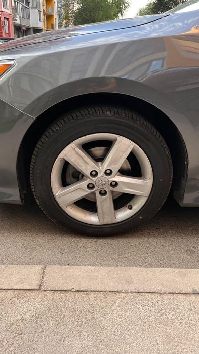 Продам летнюю шины