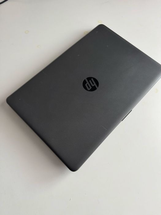 Laptop HP 250 G6 / i3 6006U 4cpu / 4Gb Ram / SSD 120GB