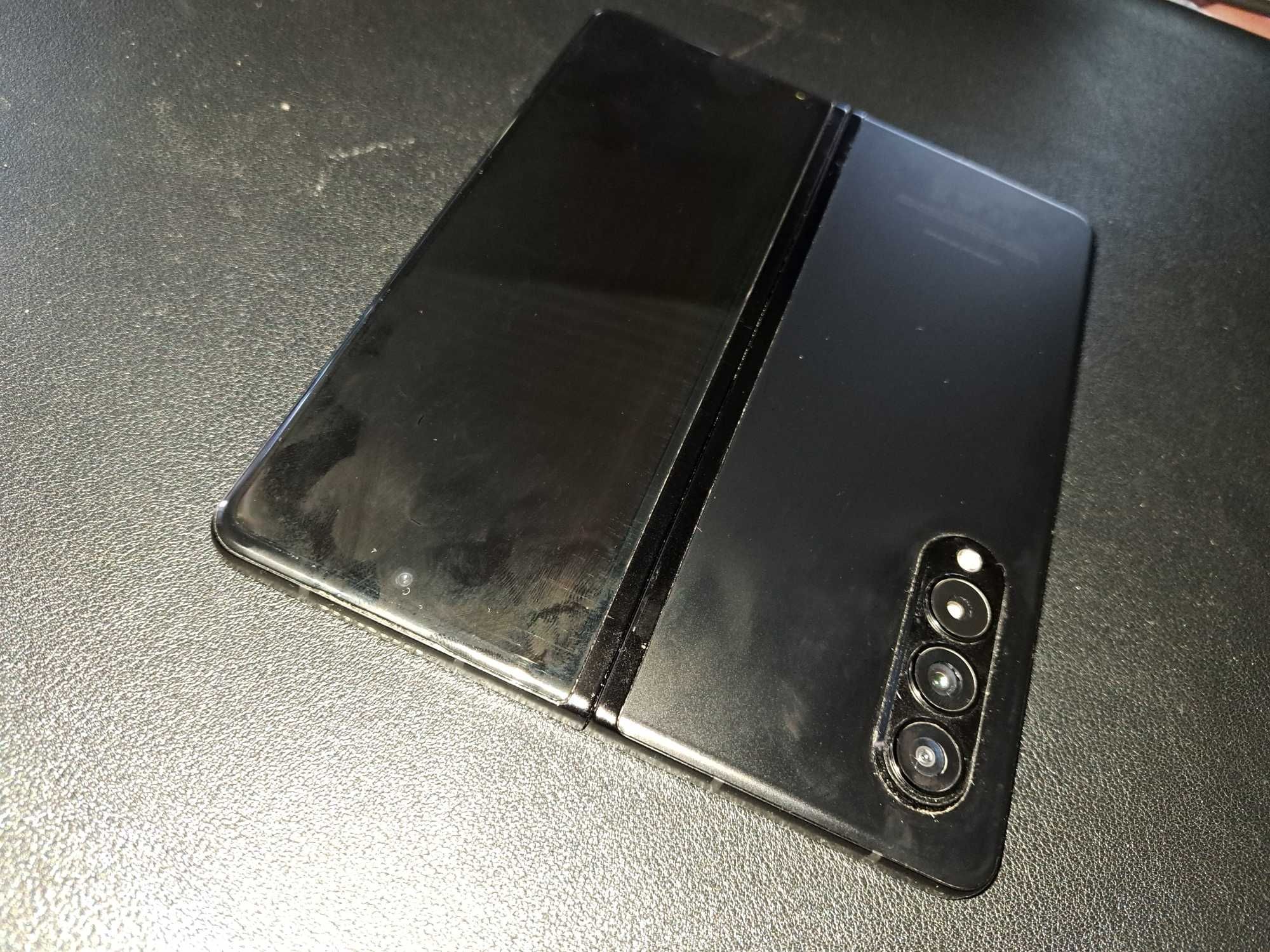 galaxy z fold 3 като нов, гаранция