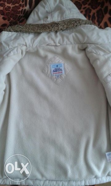 Бяло яке на Girl2Girl