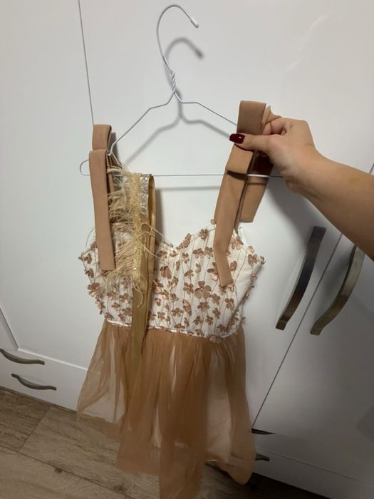 Рокля Lorreti с коланче