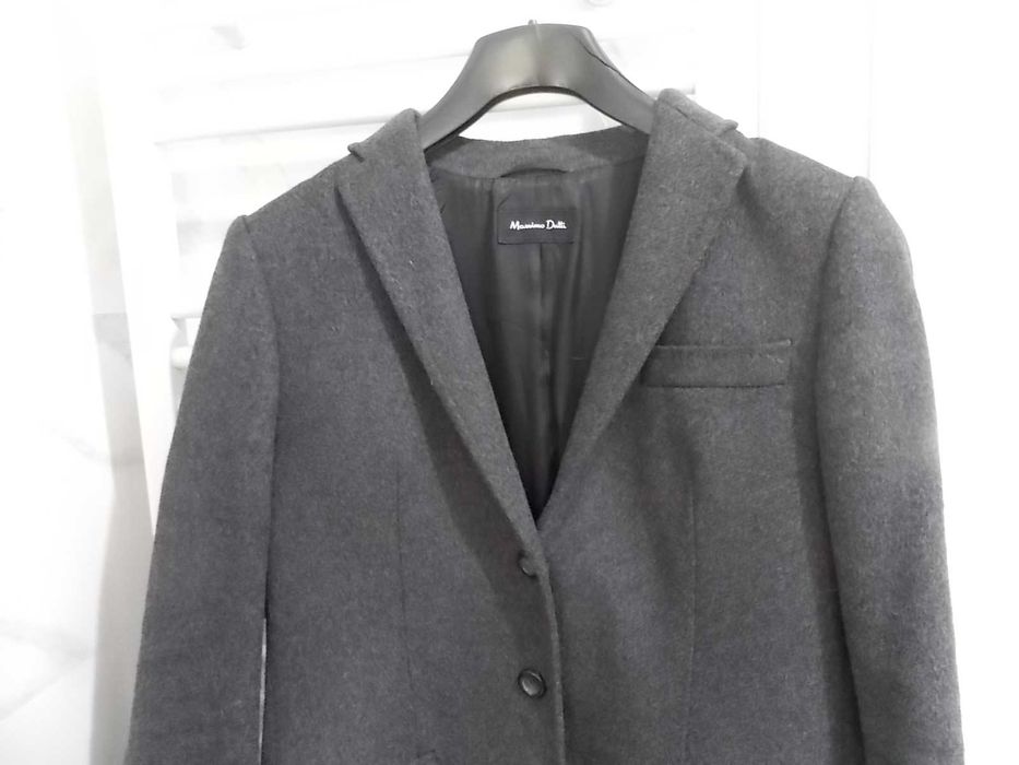 Palton Massimo Dutti  mas 42 = pret 350 lei