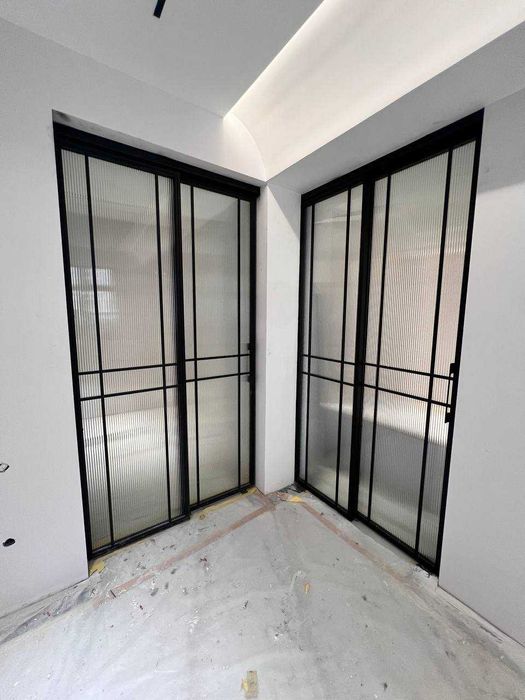 Раздвижные перегородки и двери в стиле loft