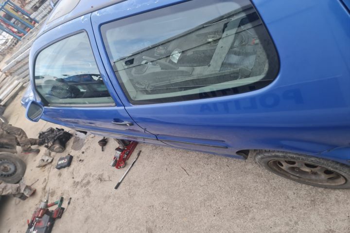 Rampa injectoare /519 Volkswagen VW Polo a 3-a generatie 6N (facelift