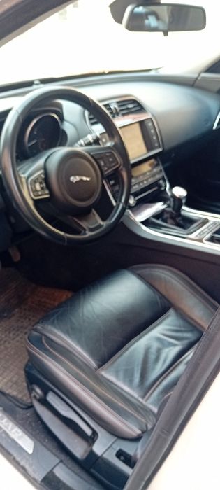 Jaguar xe an 2016 euro 6
