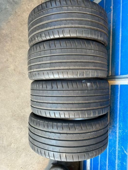 vând 4 anvelope 235/35/19 Michelin de vară second