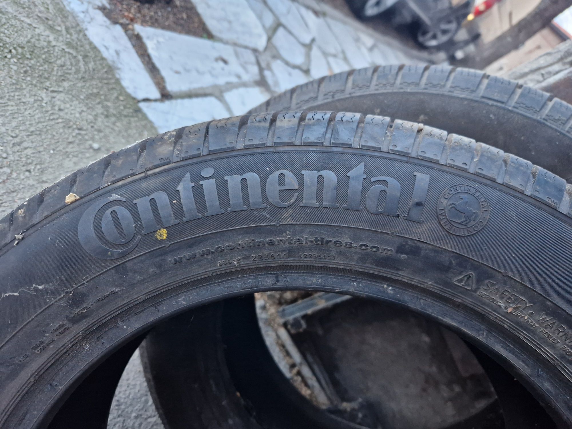 Гуми 215 60 R17 Continental