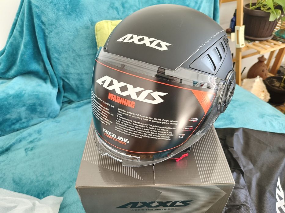 Casca motor/scooter noua