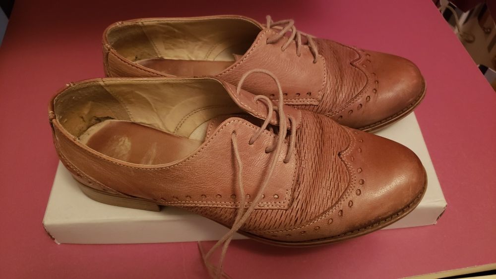 Pantofi oxfords femei