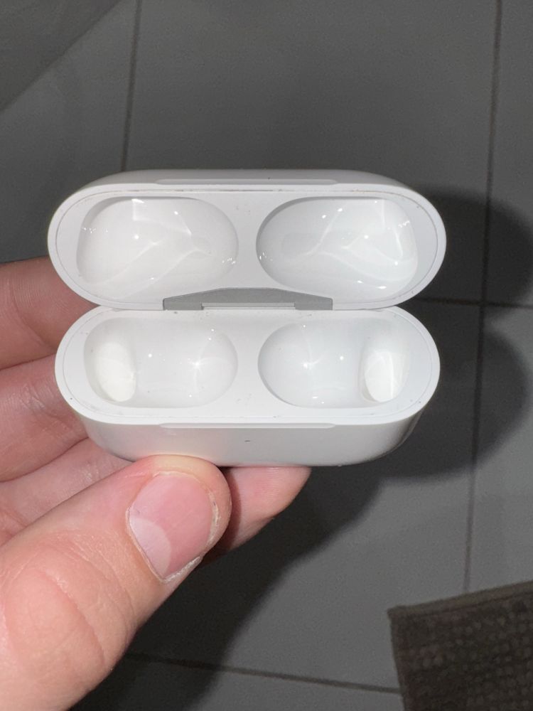 Apple airpods pro