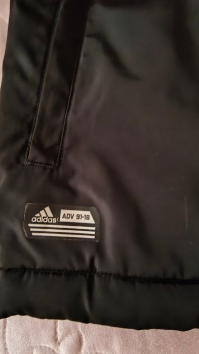 Целусезонно яке Adidas ADV 91-18
