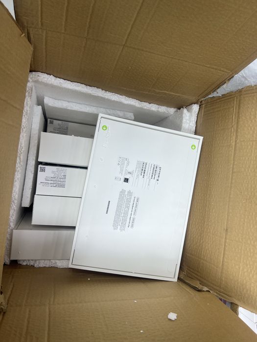 Macbook m2 Air yangi 16/256 ssd