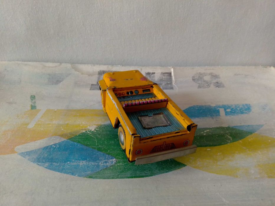 Стари соц играчки