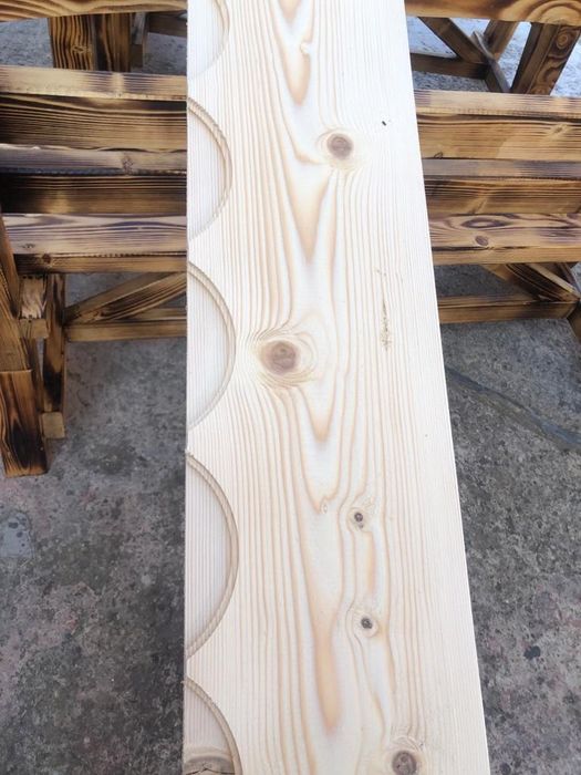 Pazie decorativă din lemn pentru strasina