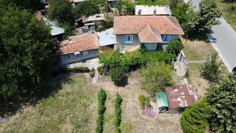 Къща в Варна, област-с.Дъбравино площ 80 цена 57000