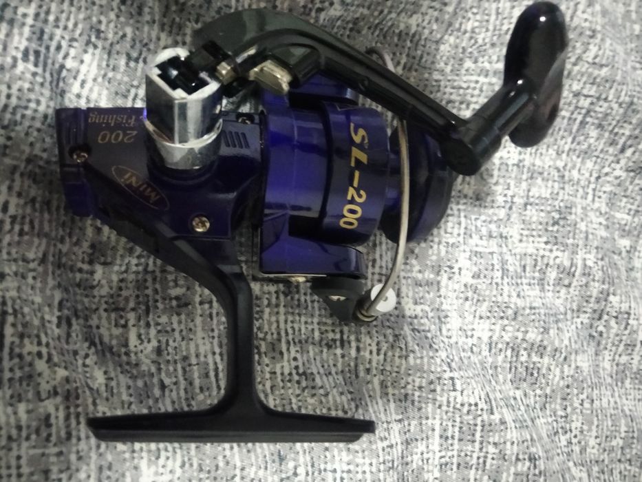 Vând/schim mulinetă SL 200