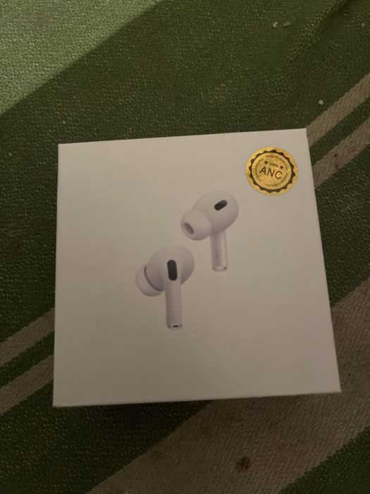 Продаю наушники AirPods Pro