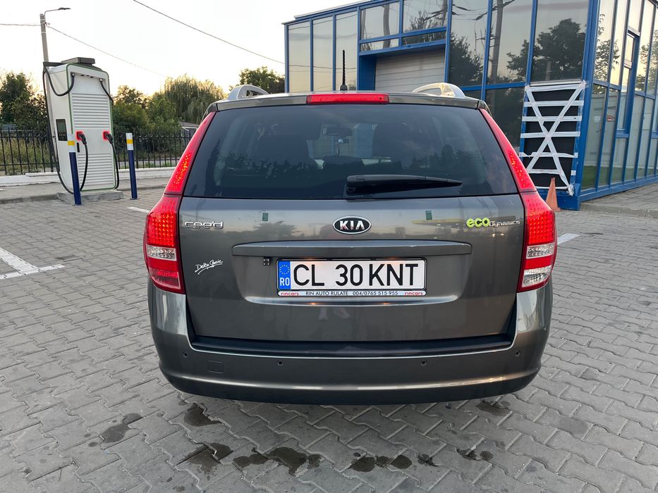 Kia cee’d SW 1.6 CRDi 115 CP – An 2012 – Stare foarte bună