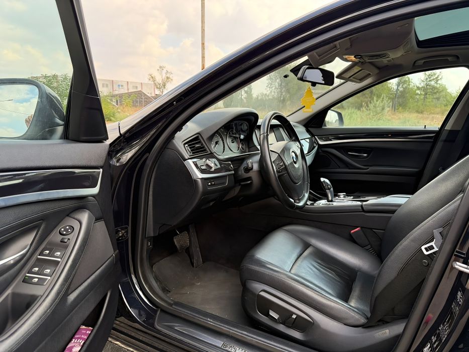 BMW Seria 5 F10 Facelift 520D Automat/2 butoane/Xdrive/Trapa