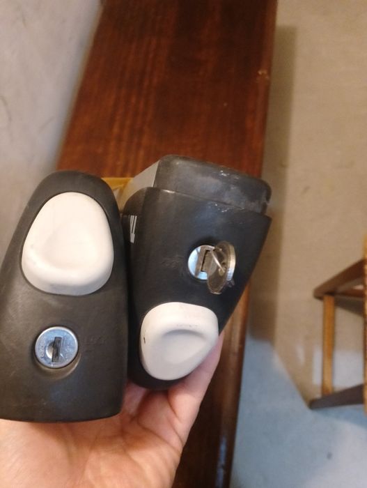 Багажник -стойка за ски Thule 4 чф