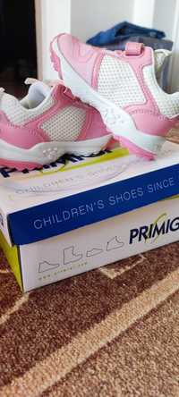 Обувки Primigi, чисто нови
