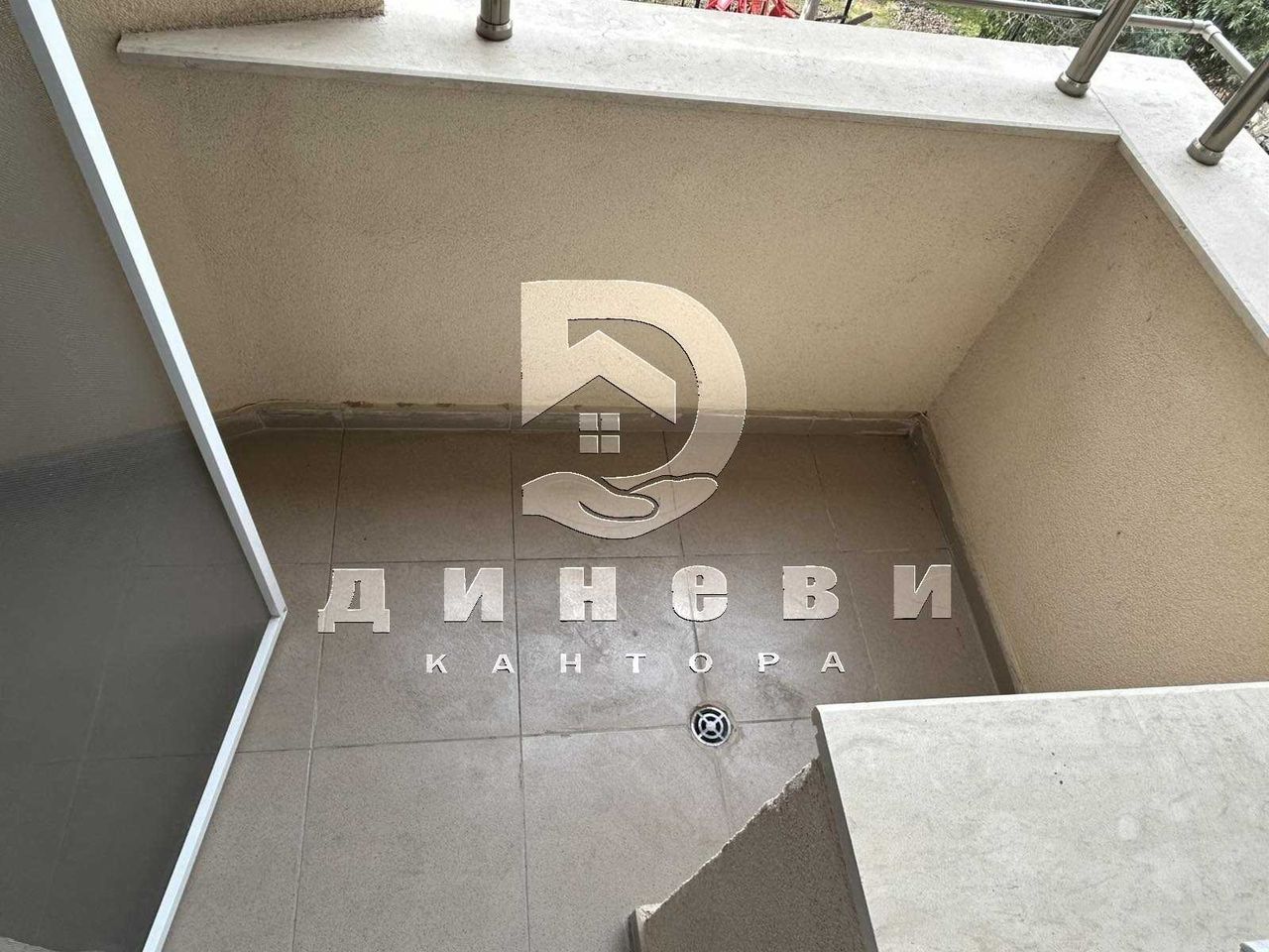 Продава се Тристаен апартамент в Стара Загора, Център - 115 кв.м за 1694 €/кв.м - Снимка #16