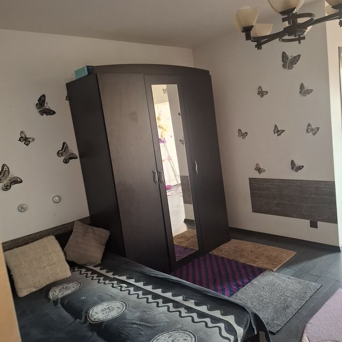 inchiriez garsoniera