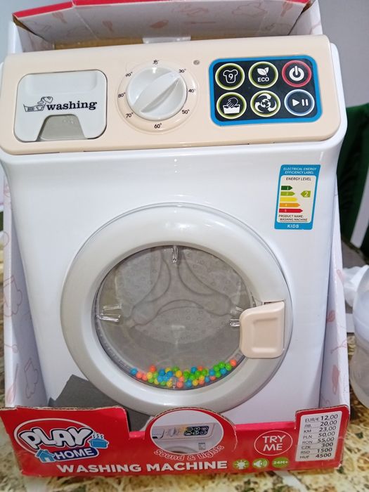 Vând jucarie masina de spalat