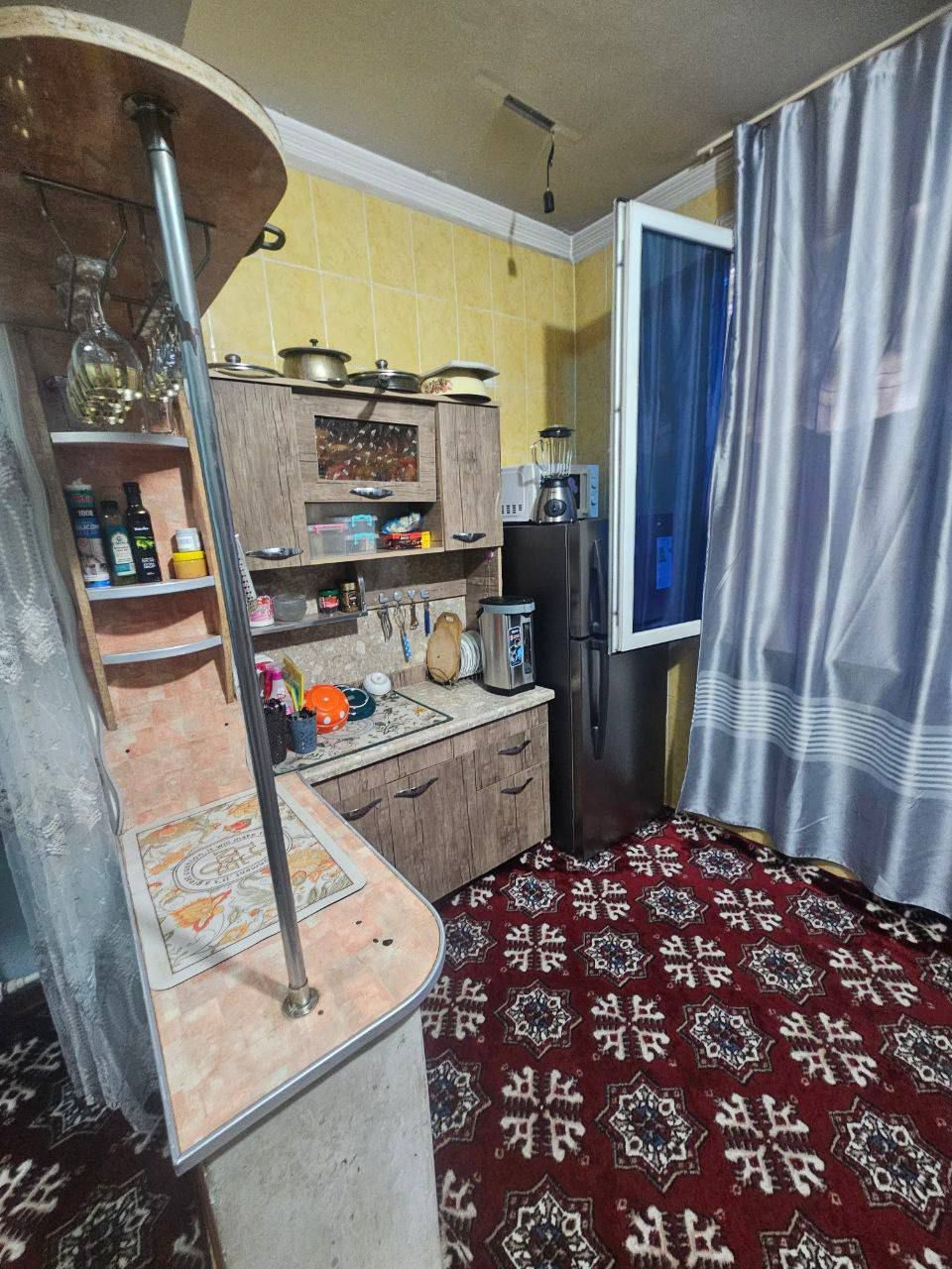Продажа 2/2/5 на Юнусабад-10, 2 хонали сотилади