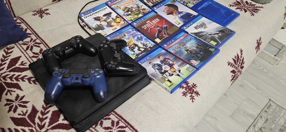 PlayStation 4 PS4 slim 1T