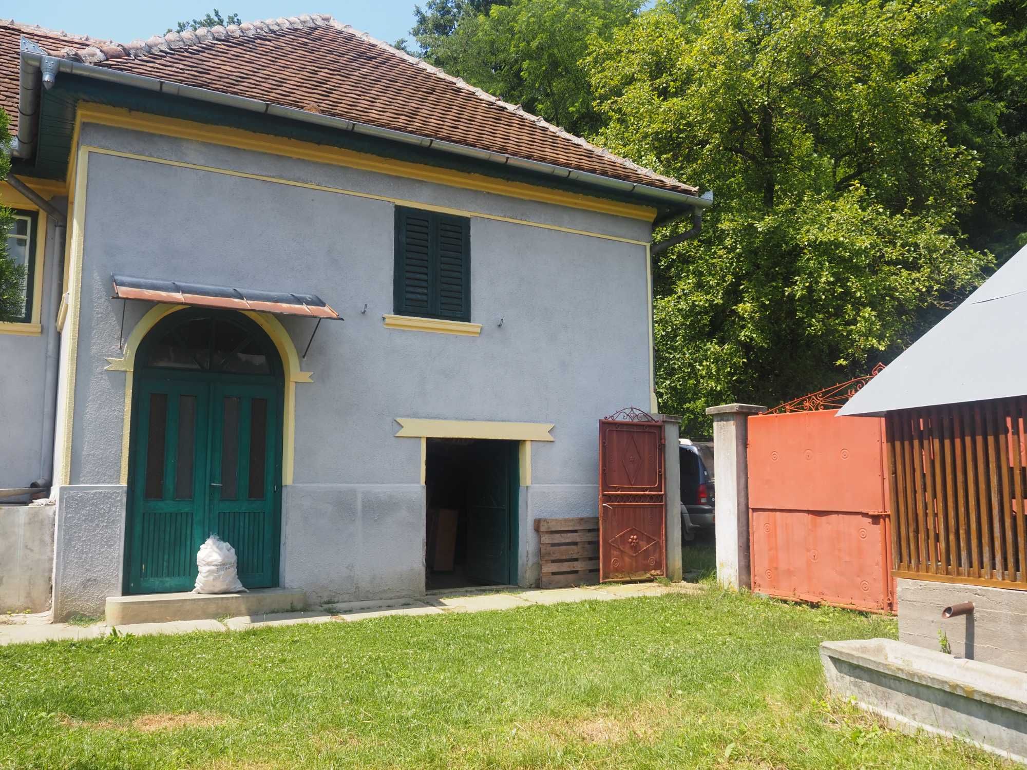 Casa Off Grid si Teren in zona retrasa