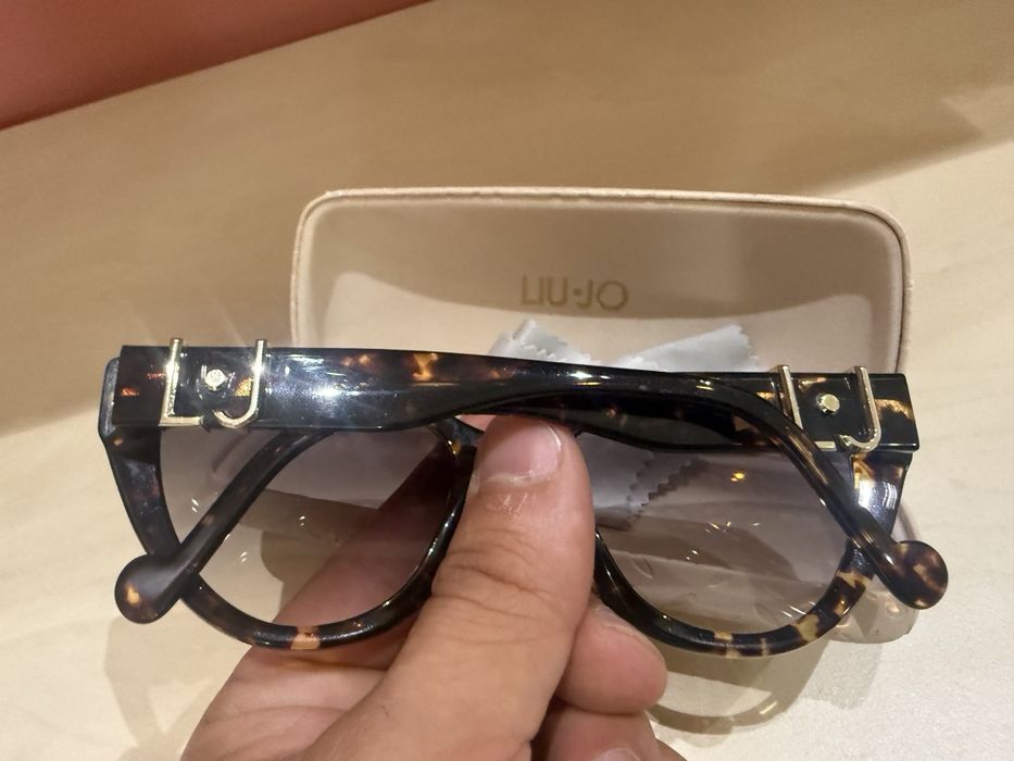 Дамски Слънчеви очила LIU JO