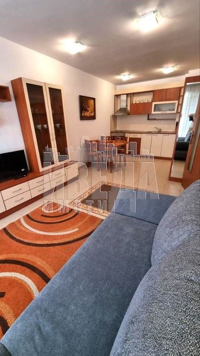 Дава се под наем Тристаен апартамент в Варна, Централна поща - 80 кв.м за 600 € - Снимка #1