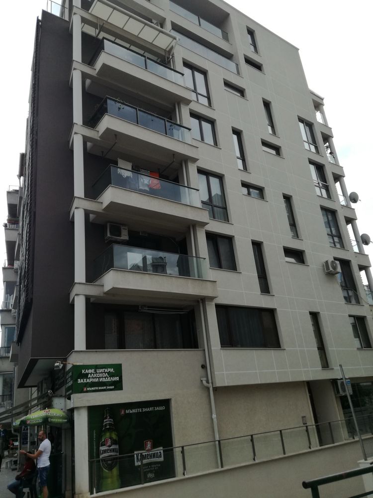3-стаен с гараж, 100м. до метро