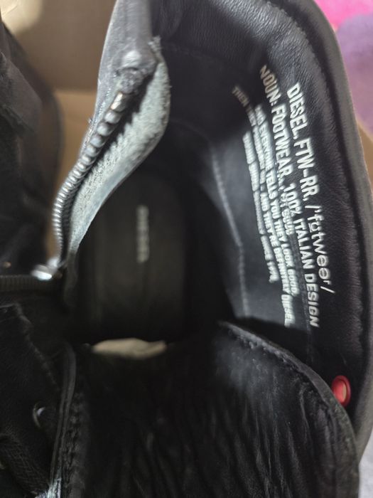 Ghete Diesel nr 44 cu 29 cm noi originale