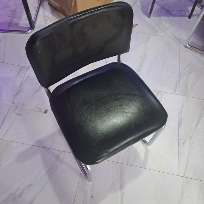 Стул  Silvia  сотилади