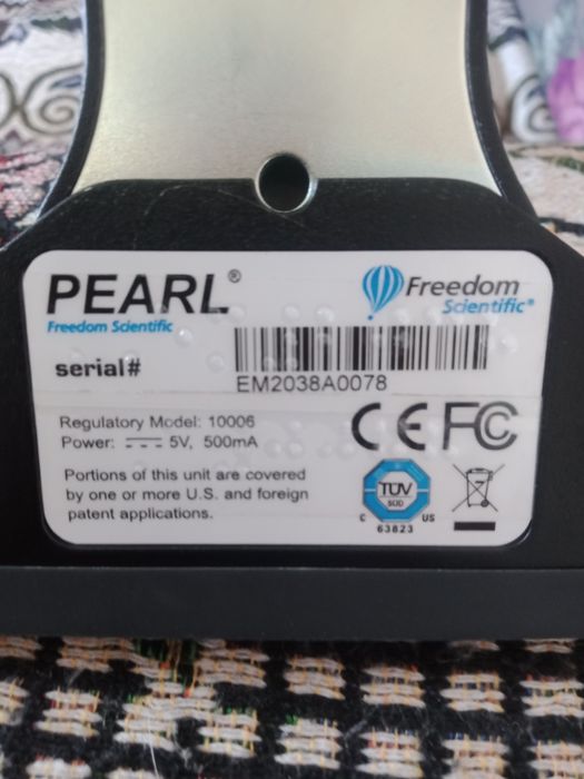 Камера светильник для чтения текста слабо видящих людей