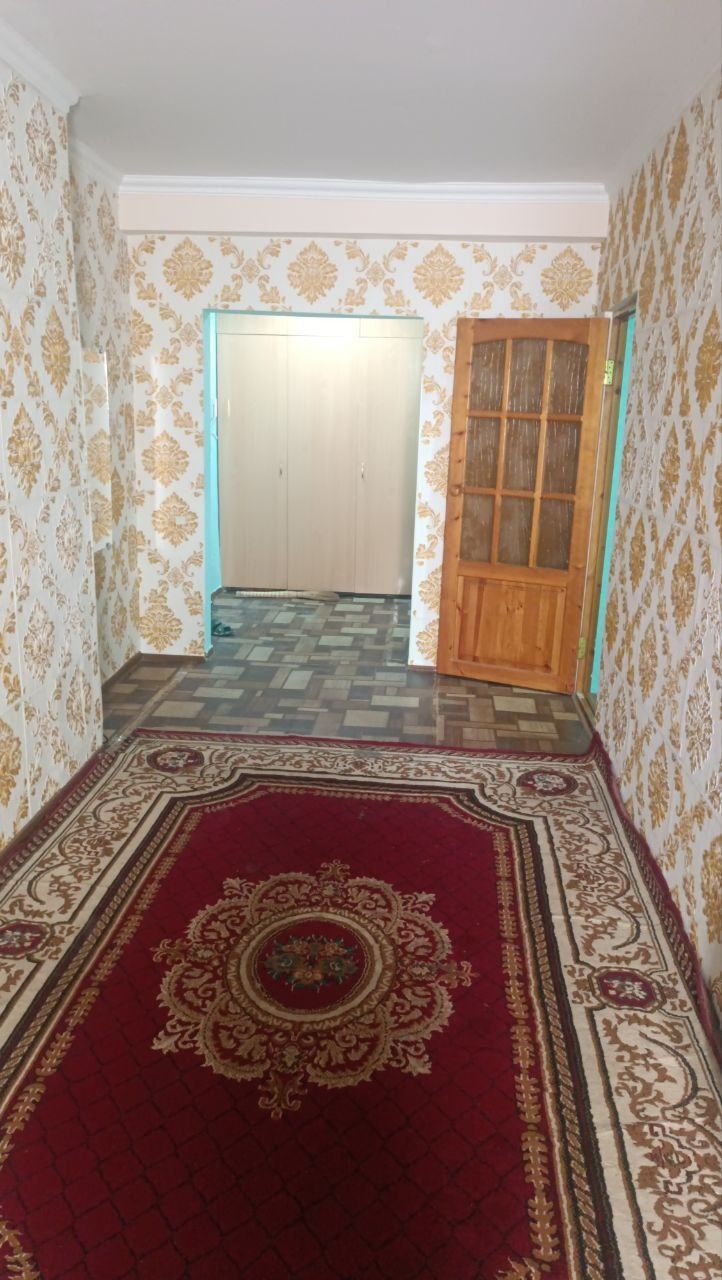 Срочно сдаю квартиру ближе к базару куйлюк