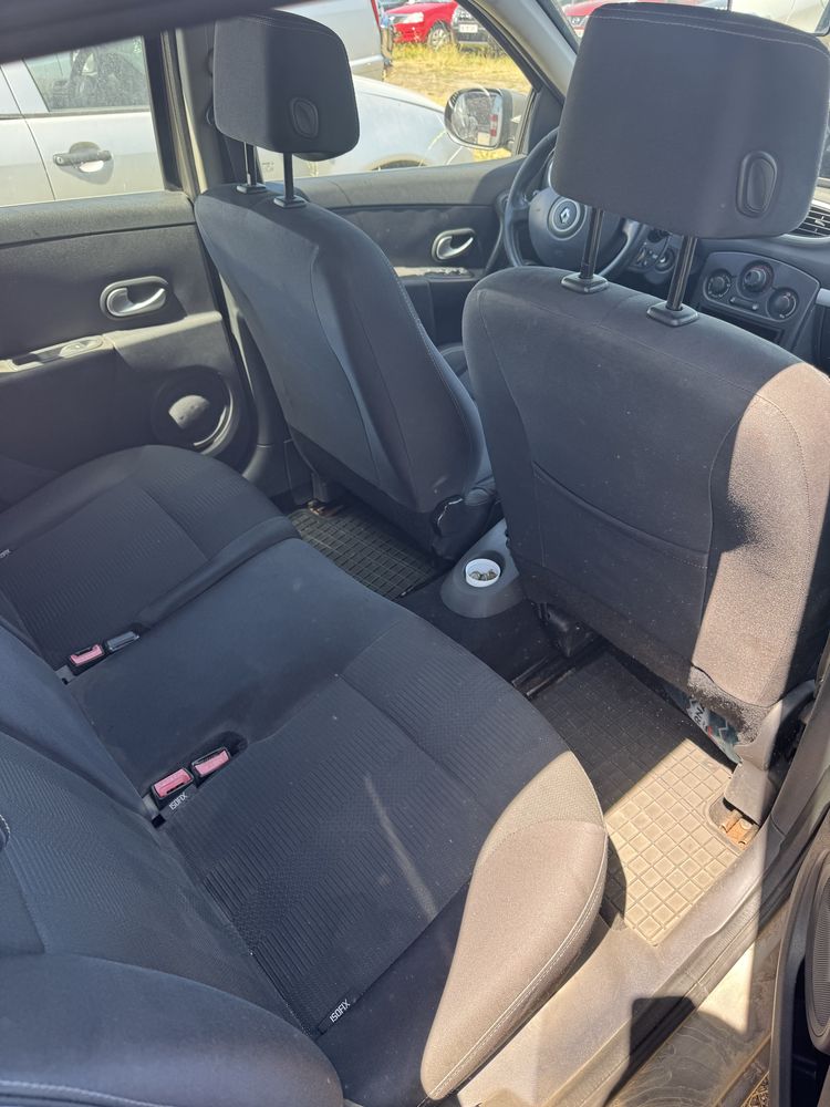 Renault clio 3 facelift avariat