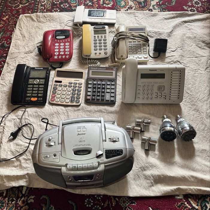 Продам домашние телефоны и рабочий магнитофон