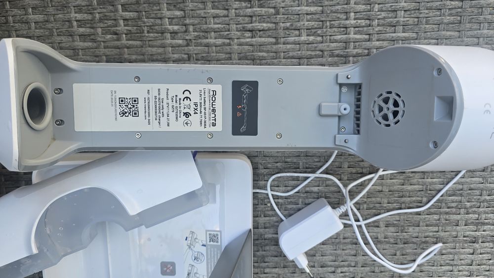 Aspirator vertical fara fir cu spalare Rowenta X-Clean 10 GZ7540WO