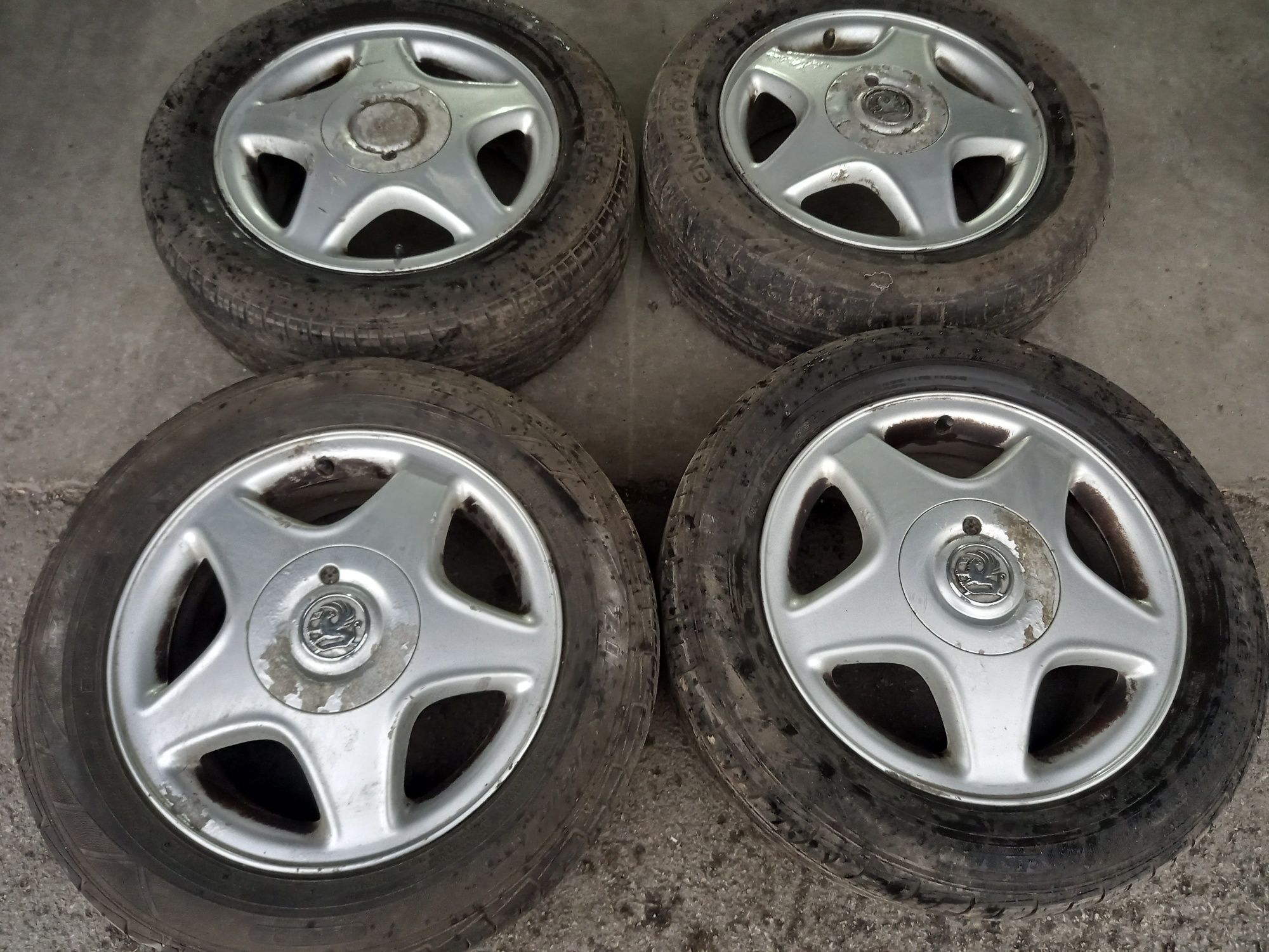 5х110/15 с гуми Опел Астра Зафира Вектра 5x110/15 Opel Astra Zafira